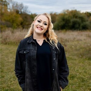 Meet your Posher, Alanna